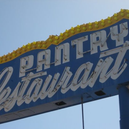 8/2/2013 tarihinde The Pantry Restaurantziyaretçi tarafından The Pantry Restaurant'de çekilen fotoğraf