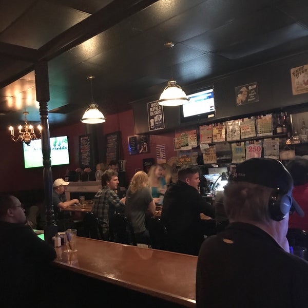 Photo taken at Steve&#39;s Bar &amp; Grill Bellevue by Edmund M. on 9/15/2018