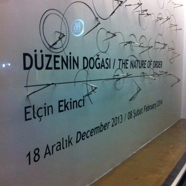รูปภาพถ่ายที่ Daire Gallery โดย Arzu K. เมื่อ 1/18/2014