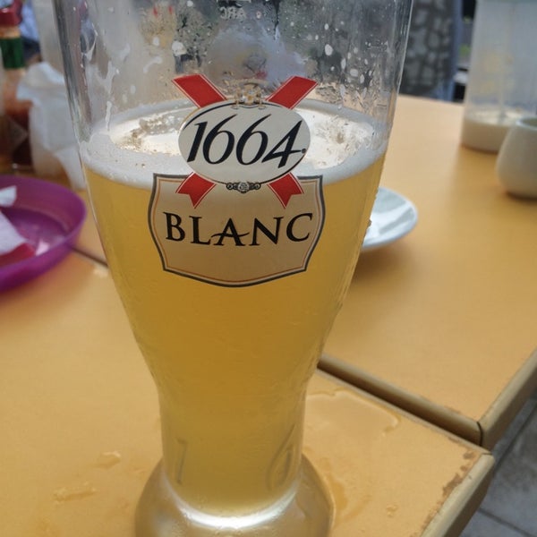 Бар на круз. Tom's bar деньги. Blue bar рим. Tom's bar. Спикизи.