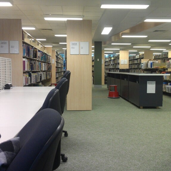 Monash University Peninsula Library College Library