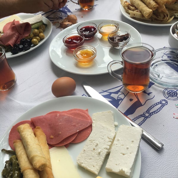 Photo taken at Cennetim Et&amp;Balık Restaurant by ErHaN Ç. on 4/24/2016