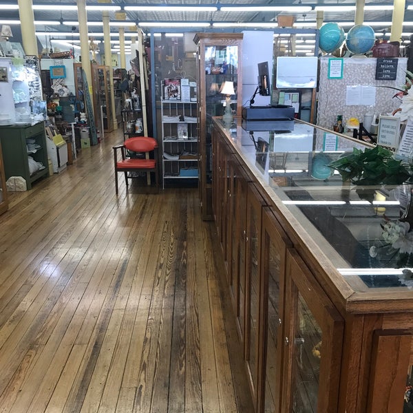 Downtown Antique Mall - New Braunfels, TX