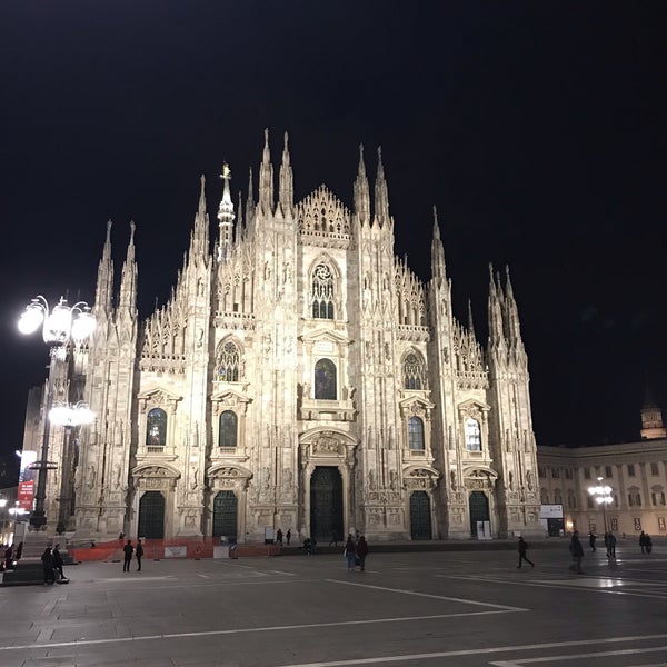 Photo taken at Piazza del Duomo by Юлія З. on 3/25/2019