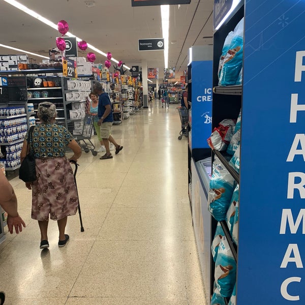 Walmart Supercenter - 1 tip from 104 visitors