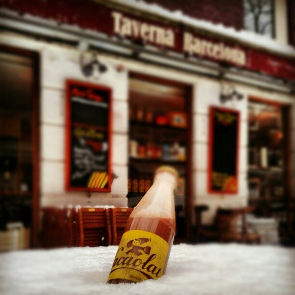 1/15/2013 tarihinde Jordi Q.ziyaretçi tarafından Taverna Barcelona'de çekilen fotoğraf