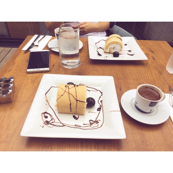 10/4/2016에 Deniz K.님이 Grill Hane Cafe &amp; Restaurant에서 찍은 사진