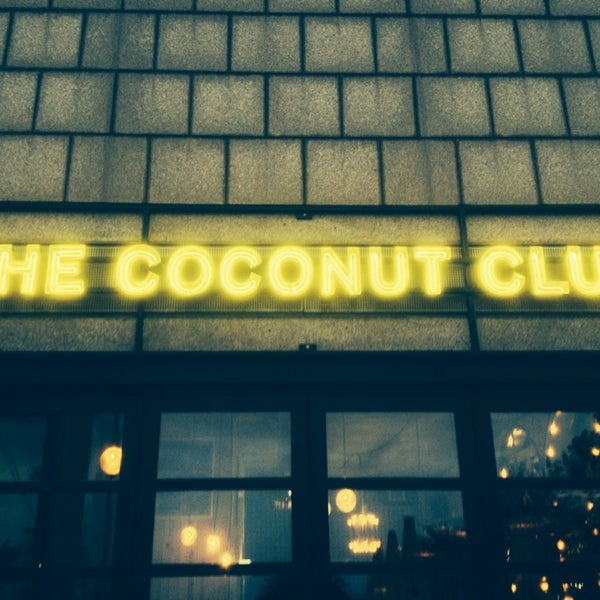 Foto scattata a The Coconut Club da Rafael G. il 4/20/2014