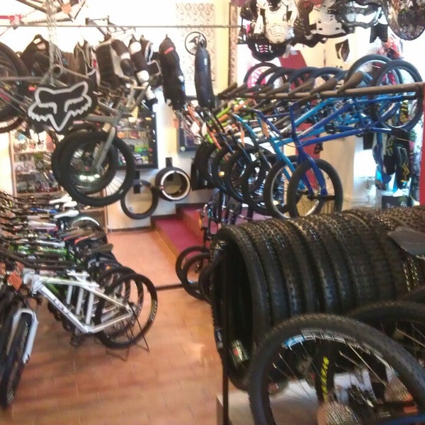 halfords 18 bike