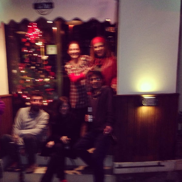 12/26/2014 tarihinde Yelda U.ziyaretçi tarafından Cafe Le Petit'de çekilen fotoğraf