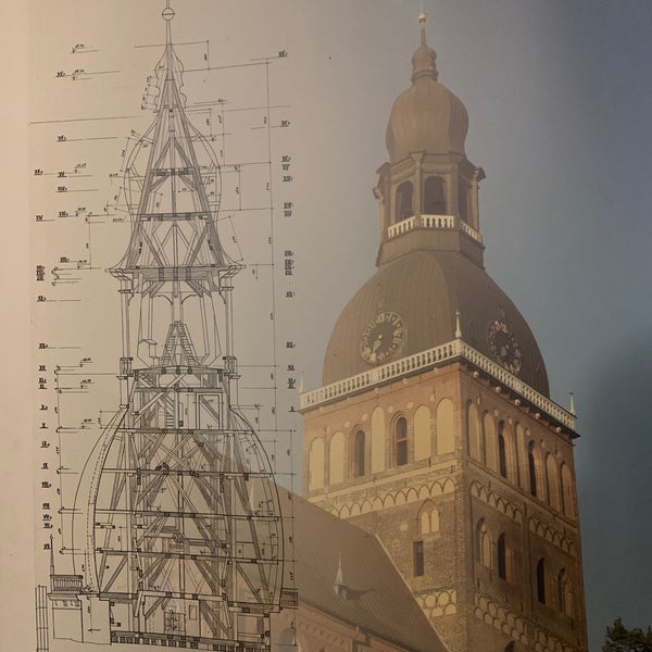 Foto diambil di Rīgas Doms | Riga Cathedral oleh Michal Z. pada 5/20/2022