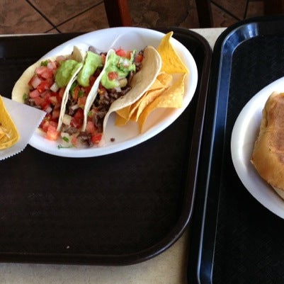 1/5/2013에 CLau S.님이 Taco Shop Mexican Grill에서 찍은 사진