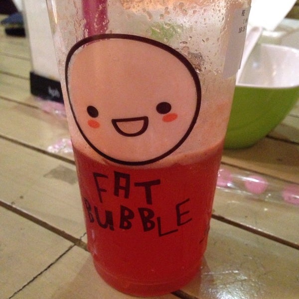 Photo taken at Fat Bubble by Armand M. on 11/1/2014
