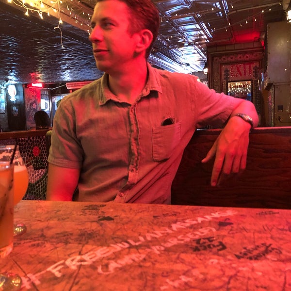 6/23/2019 tarihinde Dan R.ziyaretçi tarafından Peculier Pub'de çekilen fotoğraf