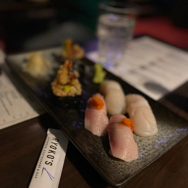 4/18/2022 tarihinde Dan R.ziyaretçi tarafından Ryoko&#39;s Japanese Restaurant &amp; Bar'de çekilen fotoğraf