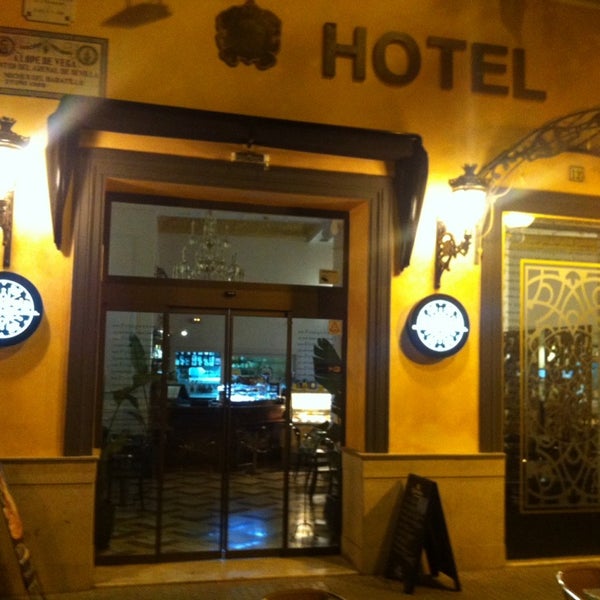 9/24/2013에 Claudio M.님이 Hotel Adriano Sevilla에서 찍은 사진