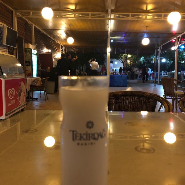 Photo prise au Demeter Bar &amp; Restaurant par K.Yıldız .. le10/19/2019