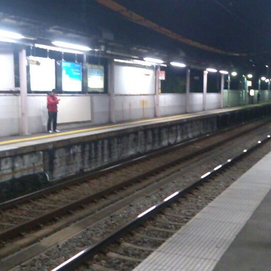 京急新子安駅 Keikyu Shinkoyasu Sta Kk32 Train Station In Yokohama 京急新子安駅 Keikyu Shinkoyasu Sta Kk32 Train Station In Yokohama