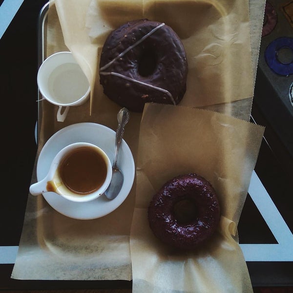 9/17/2015에 Mo Nassar م.님이 Doughnut Plant에서 찍은 사진