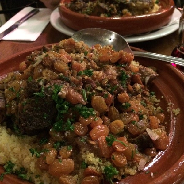 Снимок сделан в Ayoush Restaurant &amp; Bar пользователем Tareq B. 4/27/2014