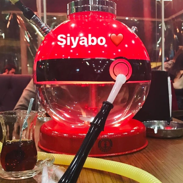 Photo prise au Siyabo Cafe &amp; Restaurant par Şeyma G. le1/20/2017