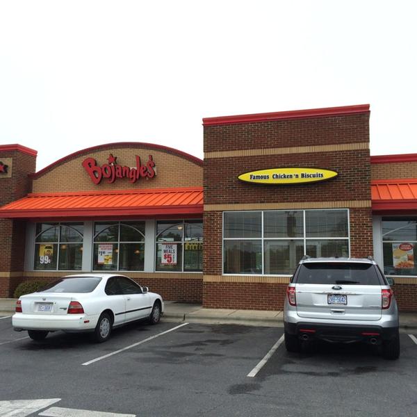 Bojangles' Famous Chicken 'n Biscuits Fast Food Restaurant in Ahoskie