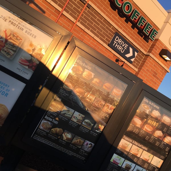 Starbucks Coffee Shop in Streetsboro