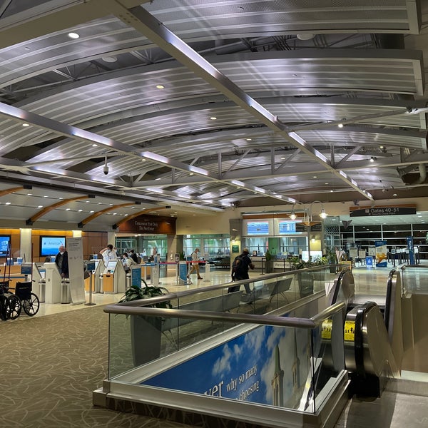 รูปภาพถ่ายที่ Piedmont Triad International Airport (GSO) โดย Scott B. เมื่อ 4/23/2021
