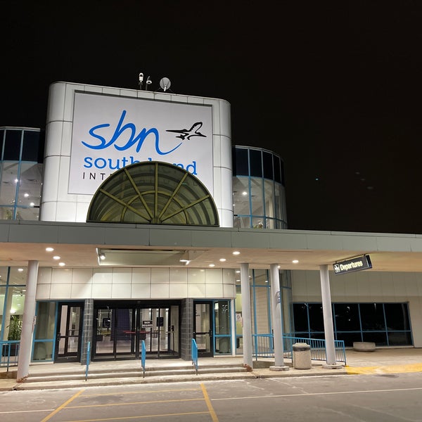 รูปภาพถ่ายที่ South Bend International Airport (SBN) โดย Scott B. เมื่อ 1/25/2021