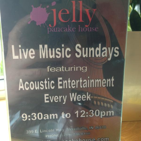 Come in Sundays from 9:30 to 12:30 for live Acoustic music!