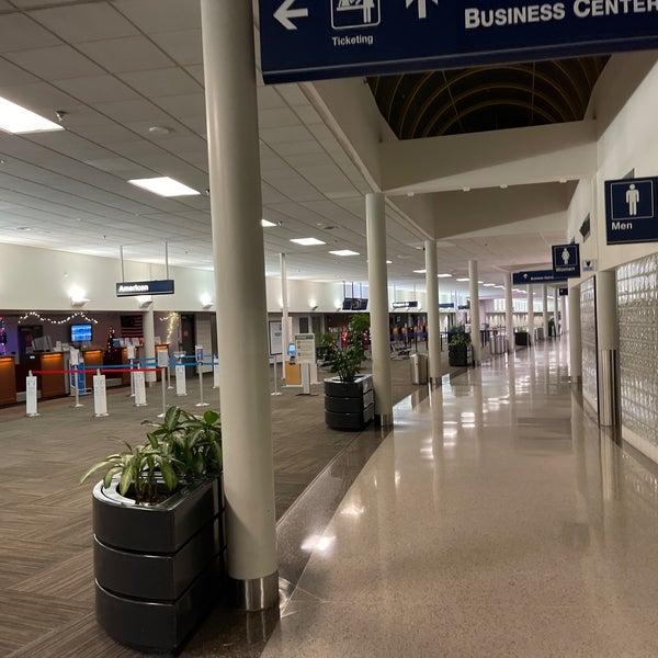 Foto tirada no(a) South Bend International Airport (SBN) por Scott B. em 12/13/2020