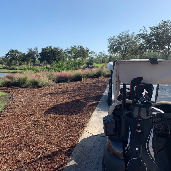 10/5/2018 tarihinde Scott B.ziyaretçi tarafından Tiburón Golf Club'de çekilen fotoğraf