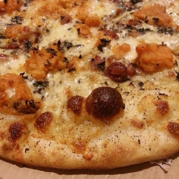 Flatbread Pizza Of Englewood (Now Closed) - Pizza Place in Englewood