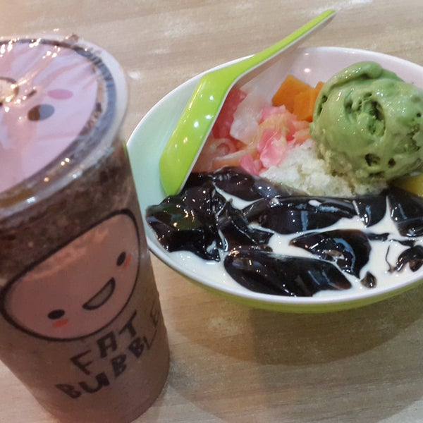 The dessert quite good and the chocolate oreo is so sweet >.<