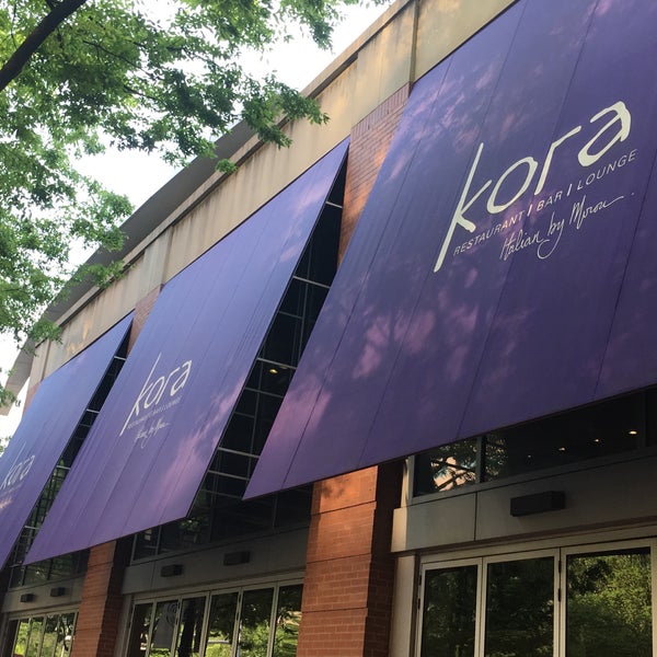 5/4/2018にSupaDaveがKora Restaurant &amp; Barで撮った写真