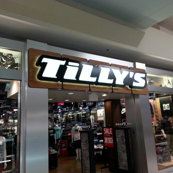 Inland center outlet hollister