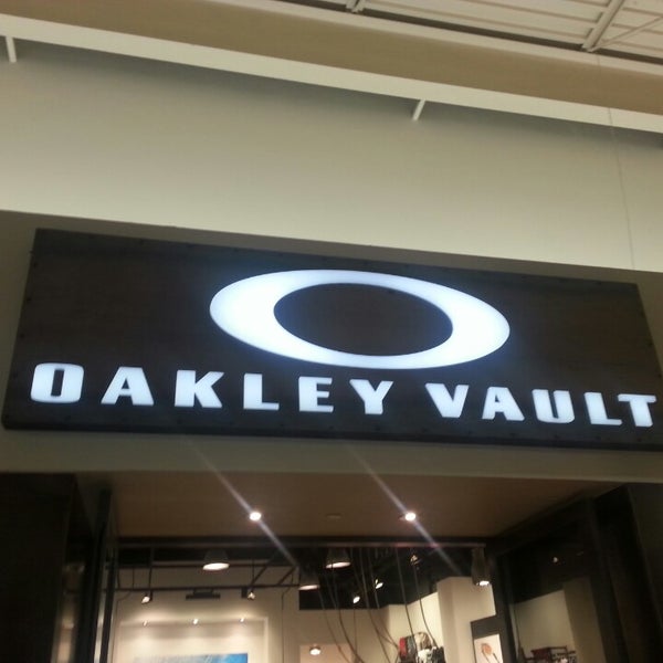 Oakley Vault - Ontario, CA