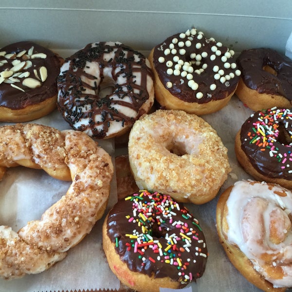 Foto tomada en Primo&#39;s Donuts  por Taza A. el 7/3/2015
