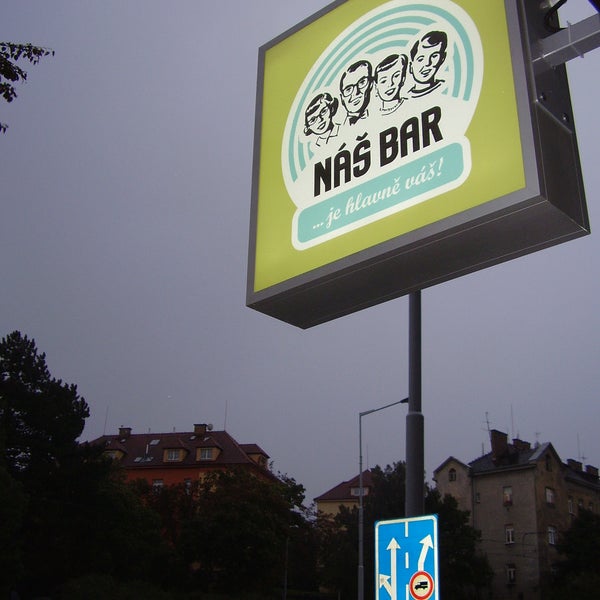 รูปภาพถ่ายที่ Kavárna Náš bar โดย Kavárna Náš bar เมื่อ 8/12/2013