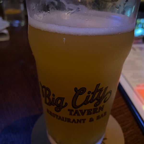 Photo taken at Big City Tavern by Jesse C. on 5/20/2022