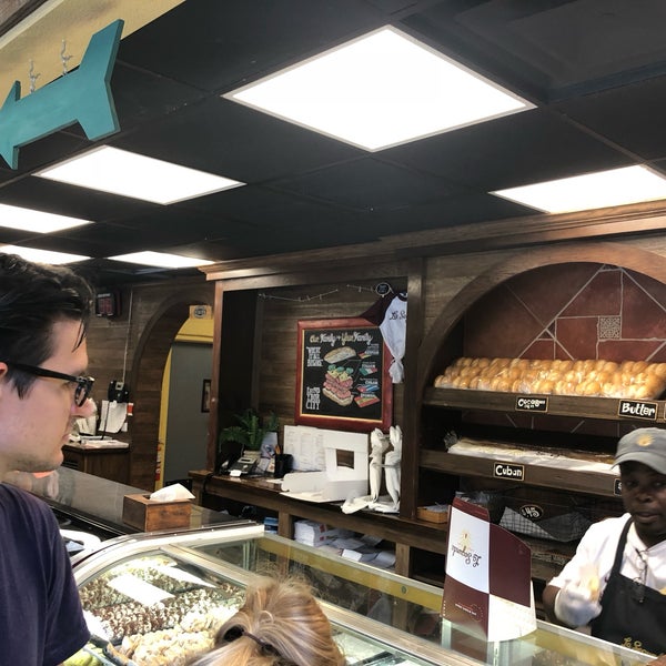 Foto tirada no(a) La Segunda Bakery por Jesse C. em 7/21/2018
