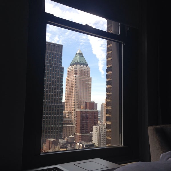 Foto tirada no(a) Westhouse Hotel New York por Nona I. em 5/24/2015