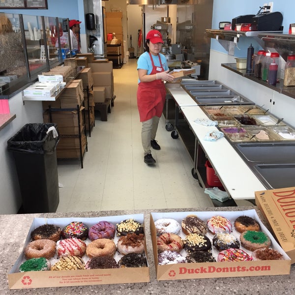 3/13/2017にDuane B.がDuck Donutsで撮った写真