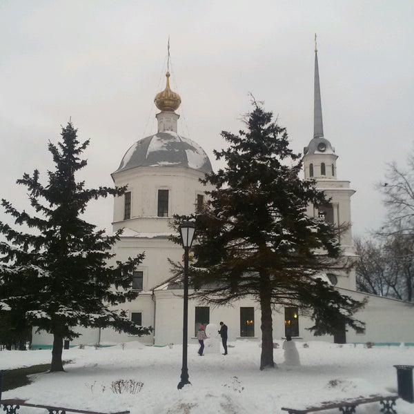 Храм Воскресения Христова в Орлецах Псков