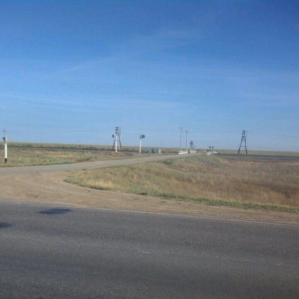 Погода в кавказском районе в поселке степном. Поселок степной краснодарский край. Школа в поселке степном. Погода в кавказском районе в поселке степном. Памятник в поселке солнечном.