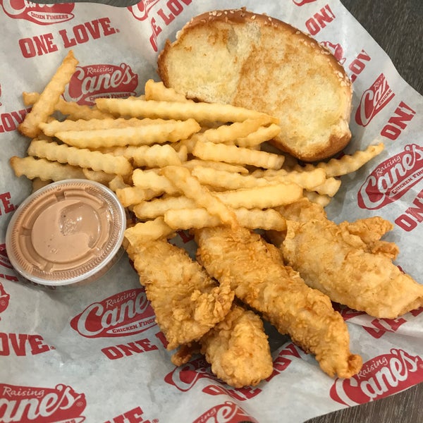 Raising Cane's in Abu Dhabi, Abu Dhabi