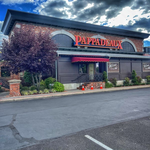 Pappadeaux outdoor seating clearance