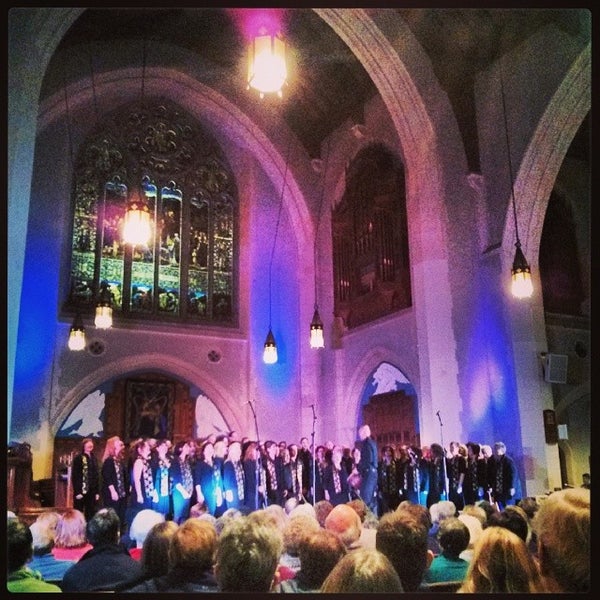 Photo taken at St. Andrew&#39;s Wesley Church by Bee Vancity /. on 2/2/2014