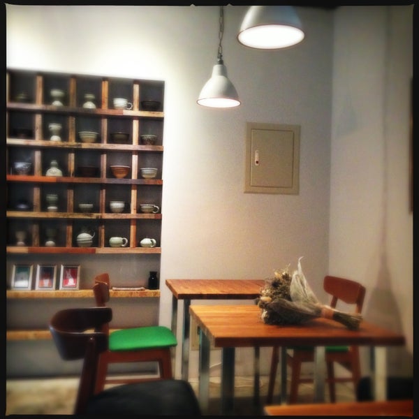 Das Foto wurde bei 卡那達咖啡店 카페 가나다 von Rockcatttt am 5/15/2013 aufgenommen