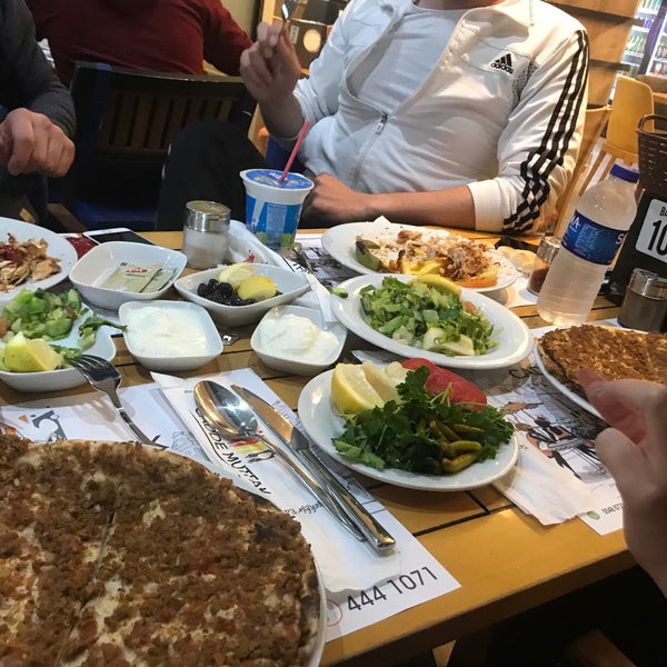 Photo taken at Cadde Mutfak Restaurant by Kazım D. on 4/12/2019